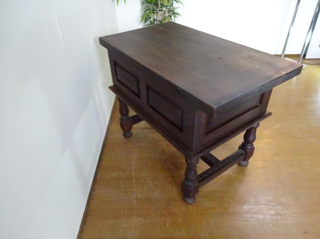 アンティーク家具　コンソールテーブル　キャビネット　収納家具