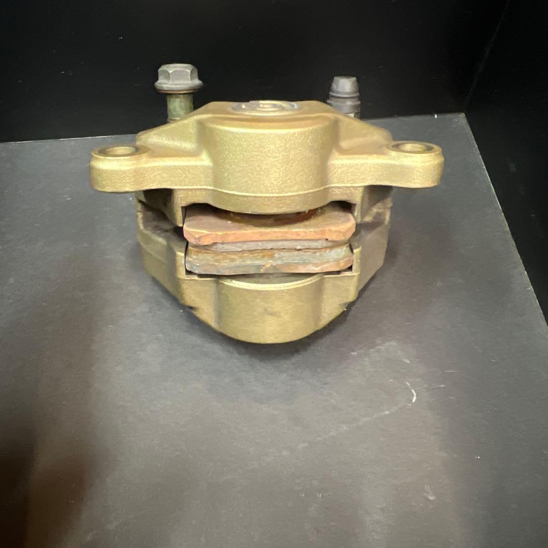 ブレンボ　ブレーキキャリパー　z900RS用