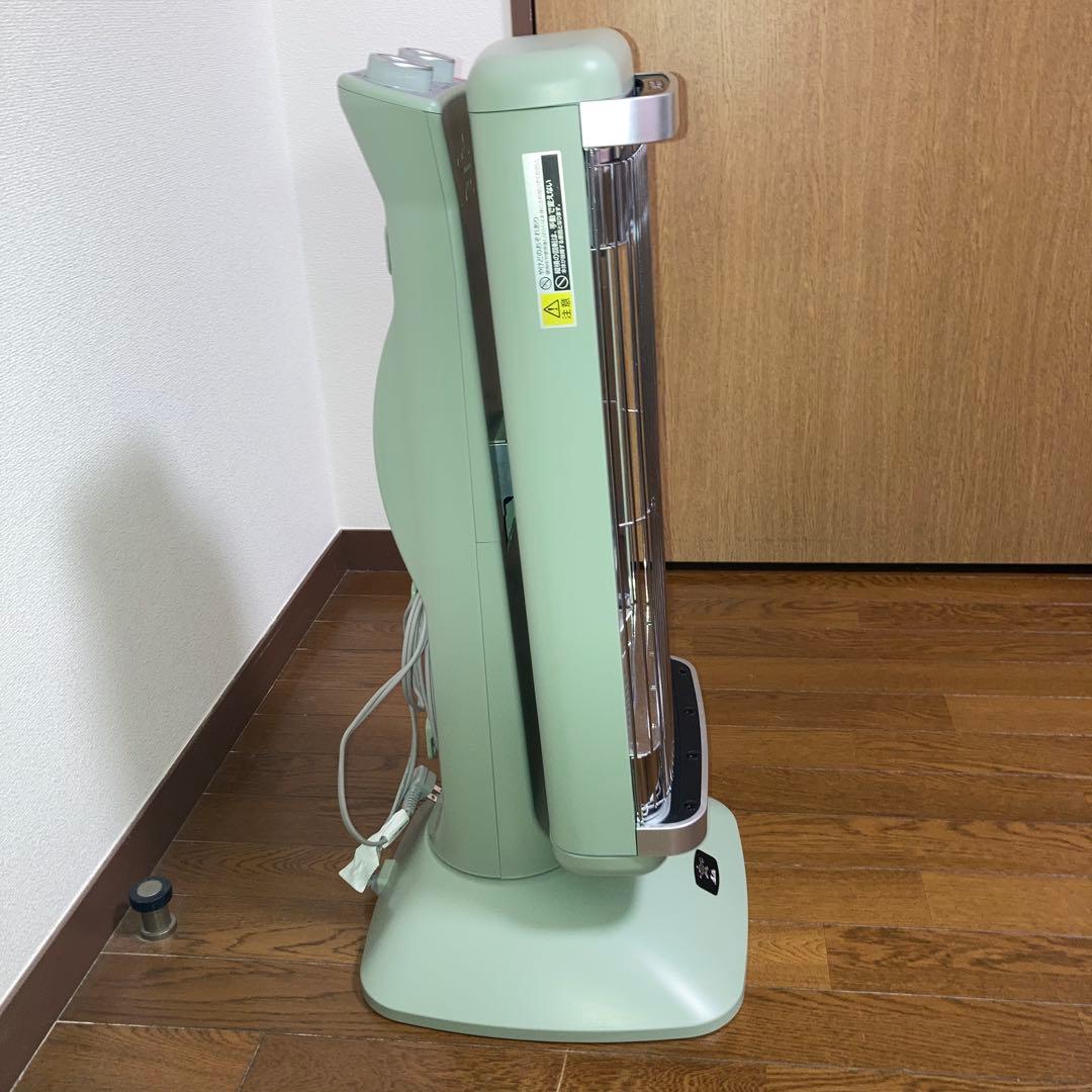 スタンド型電気ストーブ グリーン 3ヒーター　　　？パパ