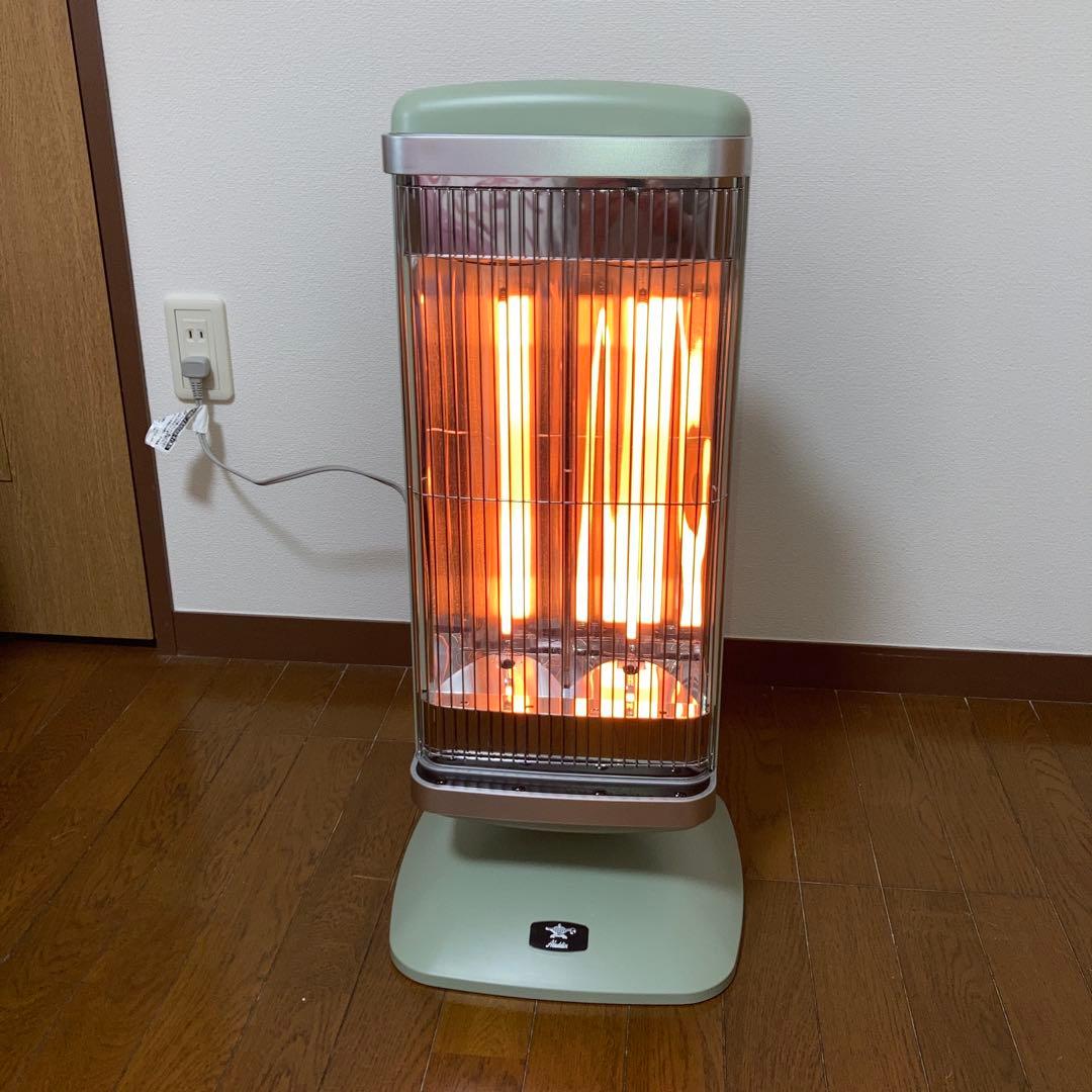 スタンド型電気ストーブ グリーン 3ヒーター　　　？パパ