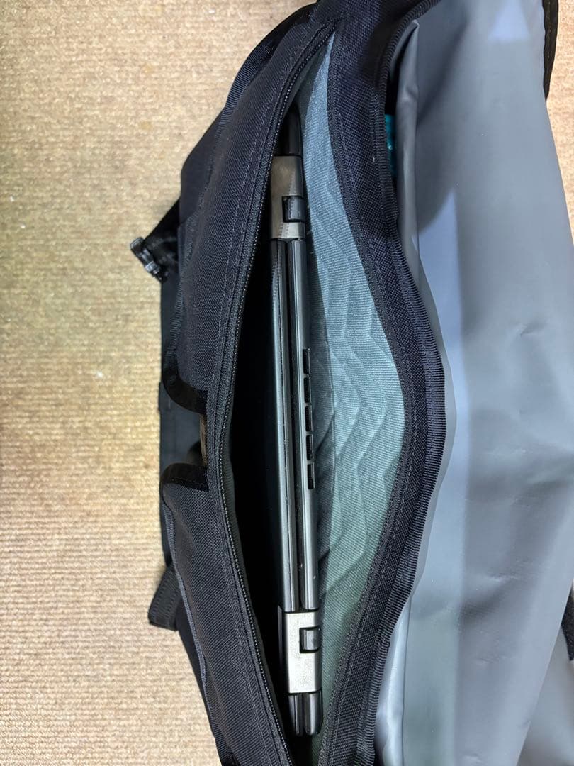 CHROME メッセンジャーバッグ CTZ 15L ブラック