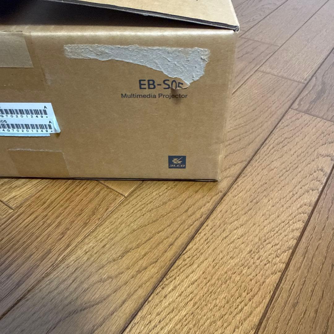 【新品未使用】EPSON プロジェクター EB-SO5 ビジネス向け