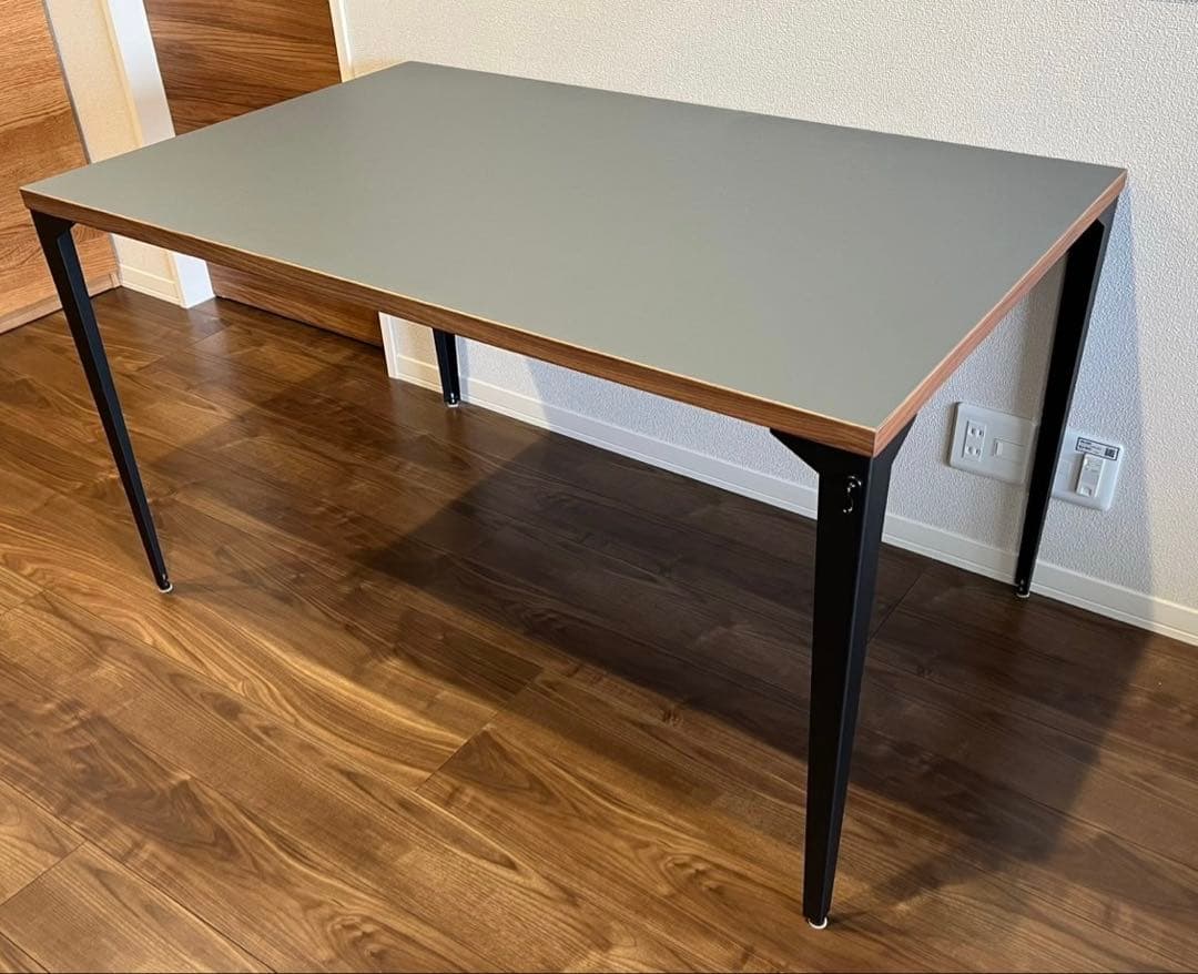 5/4までKANADEMONO リノリウムPewter 130×80センチ