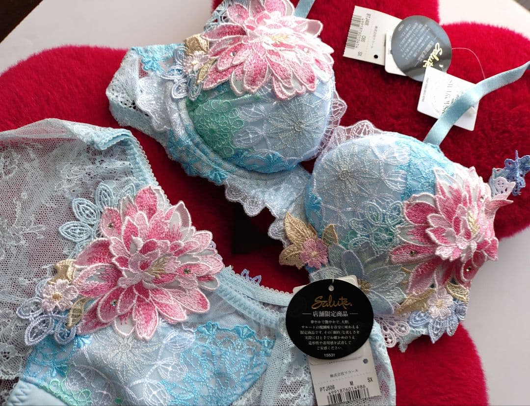 Sale☆新品☆サルート　店舗限定☆牡丹　中国音楽☆C65セット