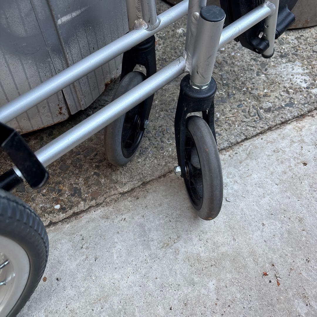 折りたたみ式 ネイビー 介助用車椅子wheel chair MIKIブレーキ付き