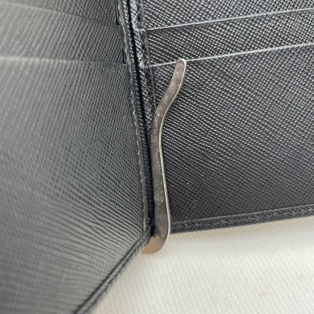 【訳あり美品】プラダ マネークリップ 二つ折り財布 サフィアーノレザー 黒