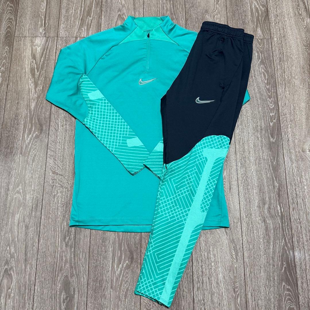 超美品 NIKE ナイキ サッカー トレーニングウェア ジャージ 上下セット M