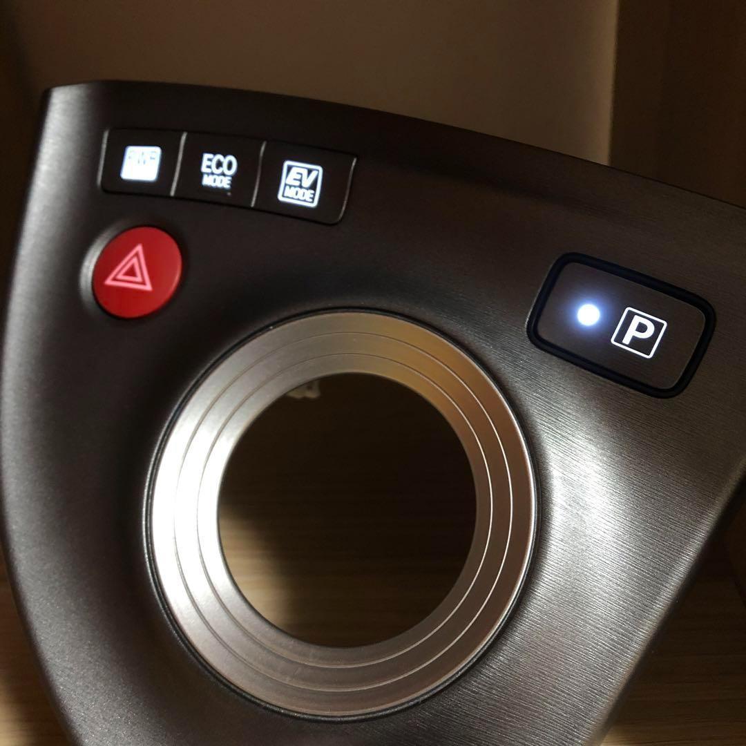 ZVW30 プリウス 後期 シフトパネル モードスイッチ LED打ち替え済み