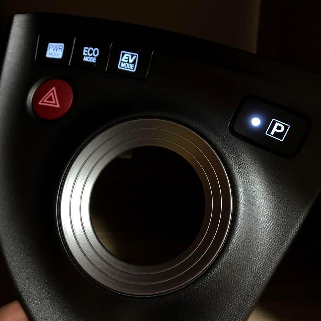 ZVW30 プリウス 後期 シフトパネル モードスイッチ LED打ち替え済み