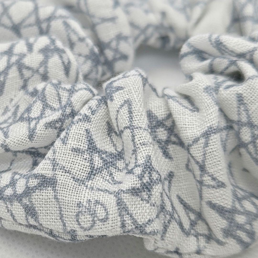 ミナペルホネン シュシュ ヘアゴム galileo 小さめちょうちょ