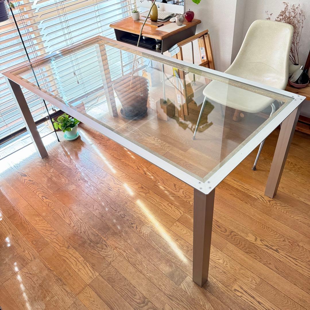 ガラス ダイニングテーブル