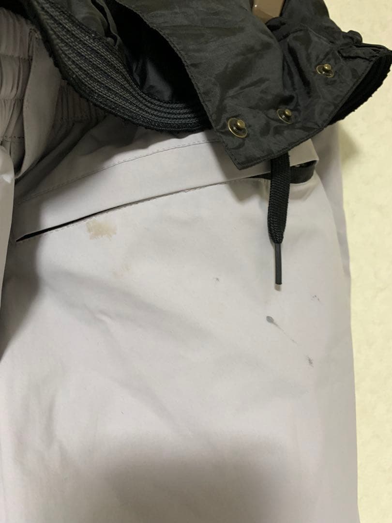 アンセム　スノーボードウェア