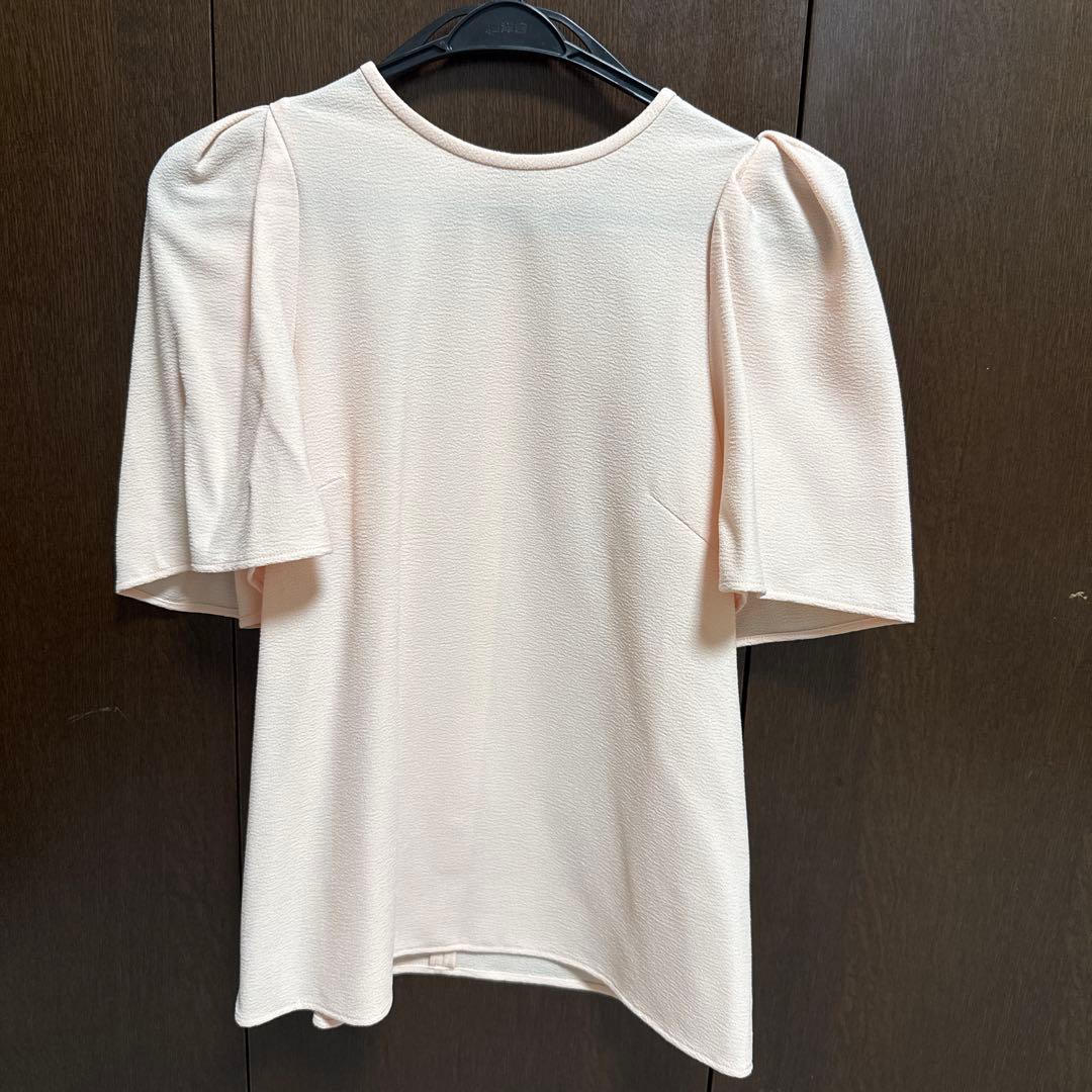 新品未使用　AMICA ピンク　パフスリーブ トップス