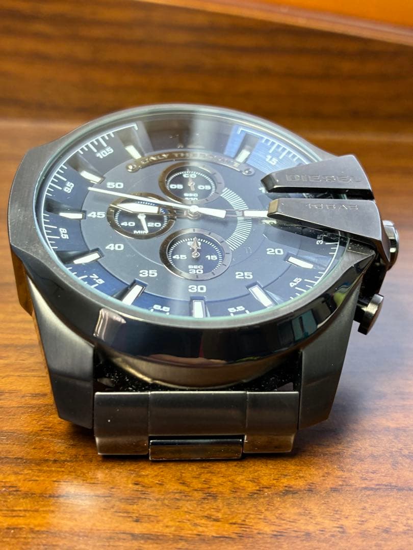 美品✨DIESEL ディーゼル メンズ腕時計 メガチーフ クロノグラフ ガンメタ