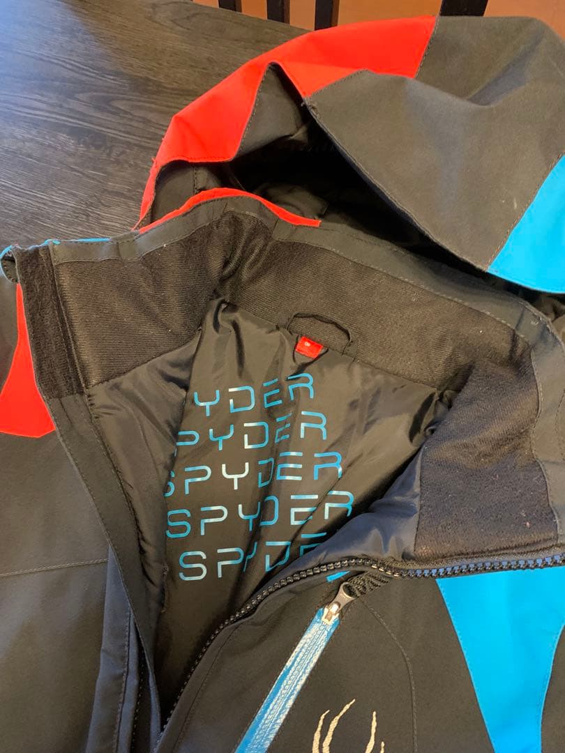 SPYDER キッズ　スキーウェア上下　サイズ8