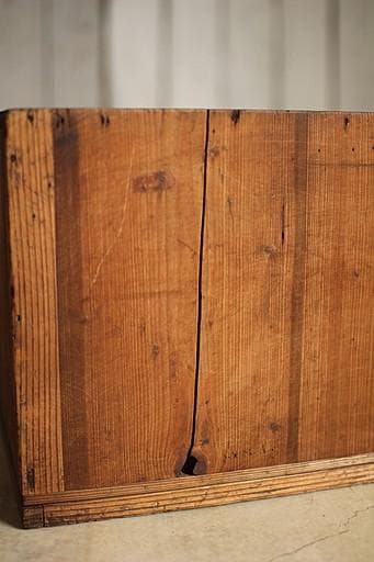 味のある木製小引き出し2段