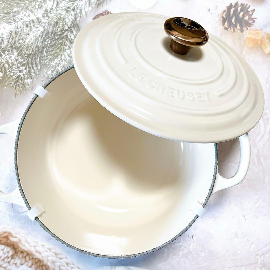 ♡ルクルーゼ ココットロンド メレンゲ カッパーつまみ　新品　両手鍋　20cm