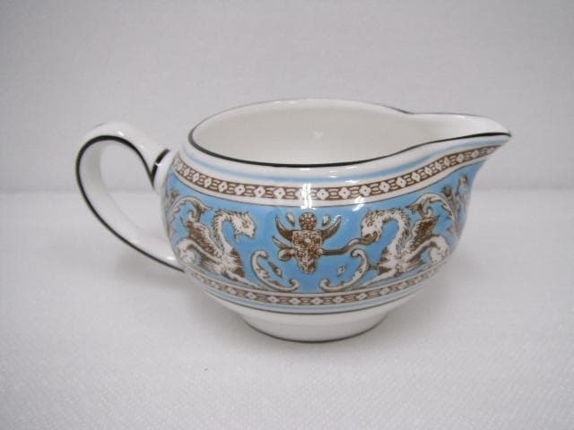 246/ウェッジウッド ティーポット シュガーボックス クリーマー 計3点セット