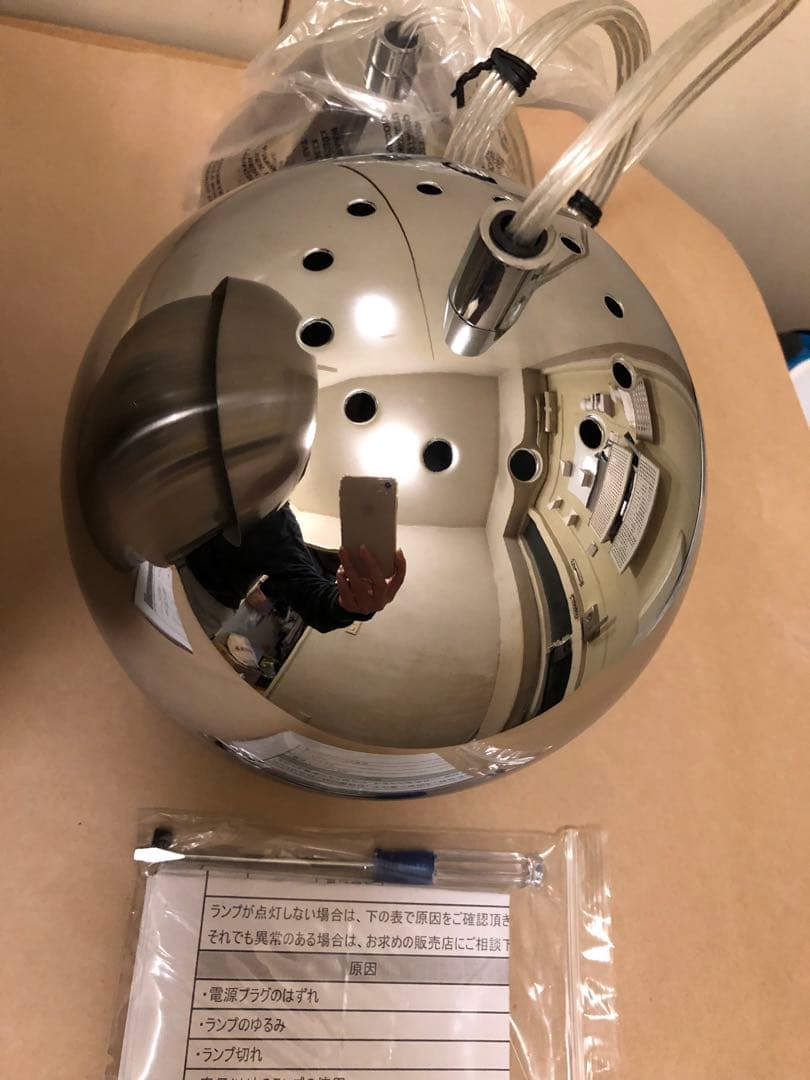 未使用 ボーコンセプト　ボールペンダントランプ　パインコーンペンダントライト