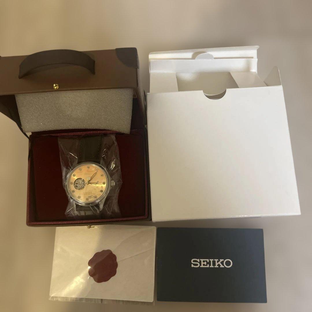 ヴァイオレットエヴァーガーデン　seiko 時計　ヴァイエヴァ