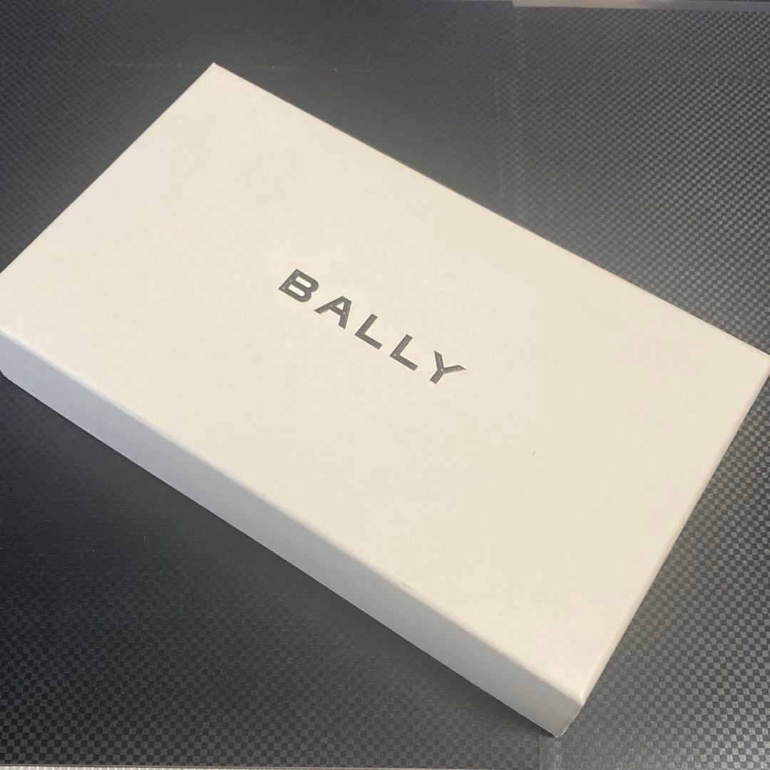 BALLY バリー ラウンド 長財布 ペナント 未使用 ブラウン 6305294