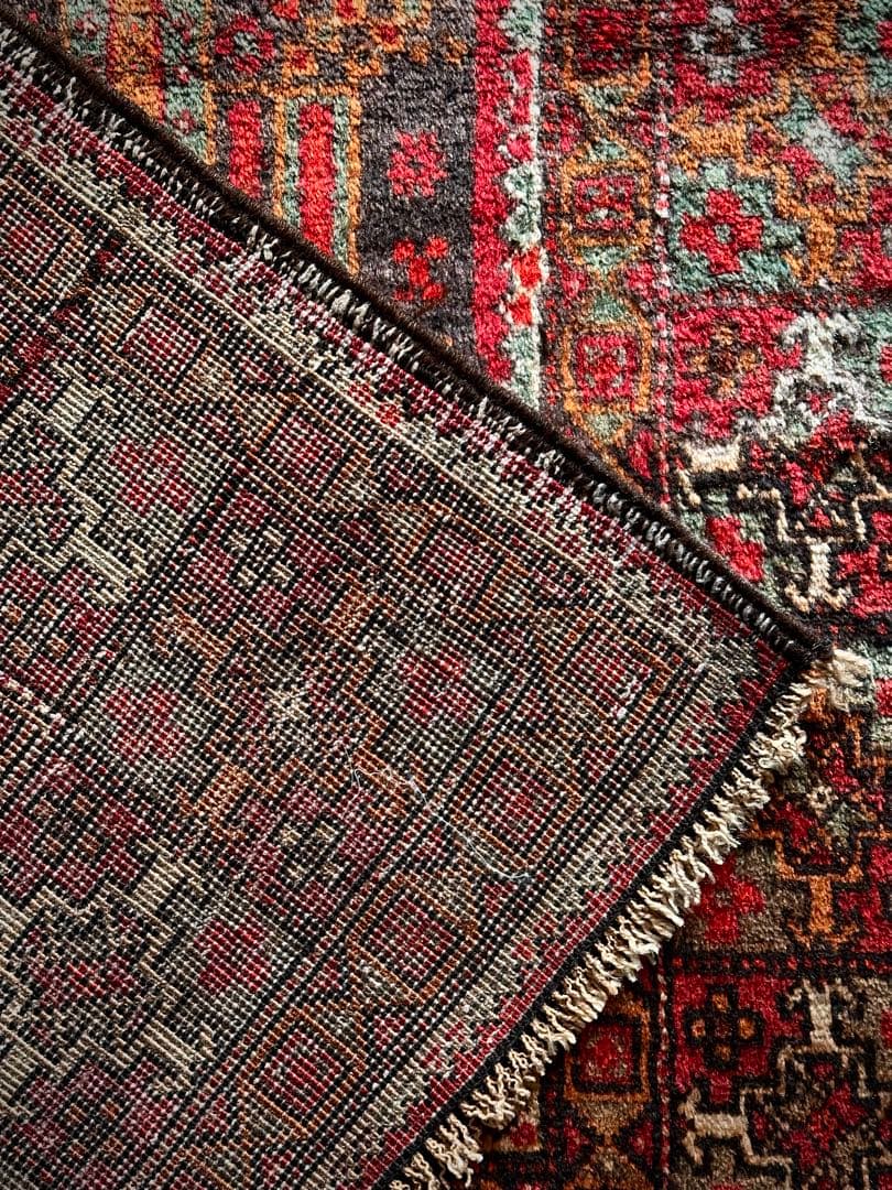 トライバルラグ　ヴィンテージラグ　シスターン　バルーチ　ペルシャ絨毯　ザボール