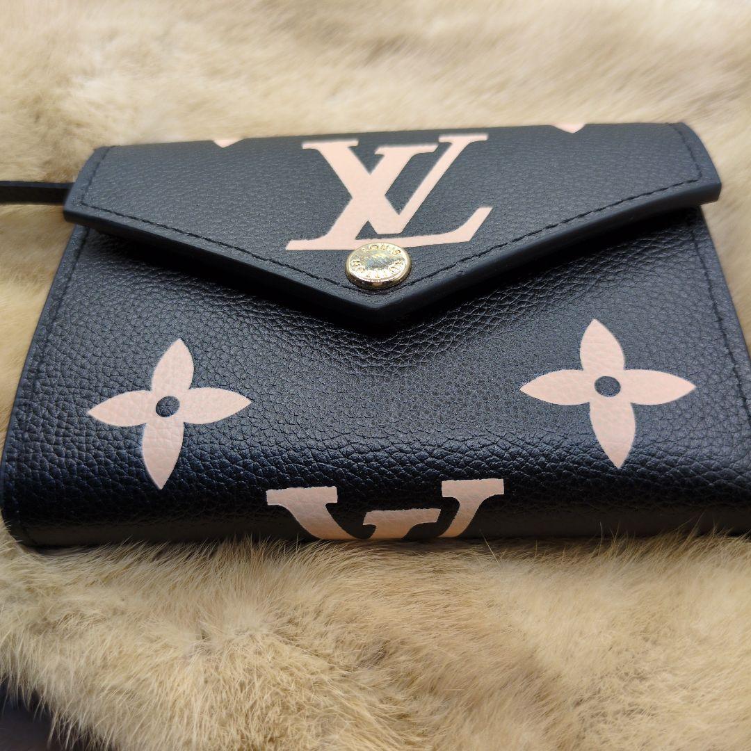 三つ折り財布 ブラック/ピンク