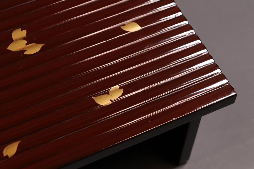 漆芸 桜ちらし蒔絵 花台 最大幅45.7cm 木製 卓 覆輪 雪輪 MA345