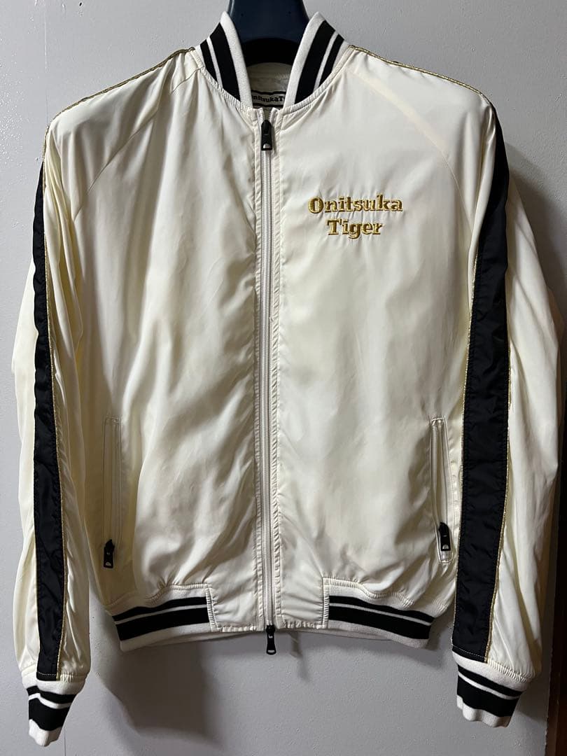 ペコ　Onitsuka Tigerオニツカタイガー　ボンバージャケット