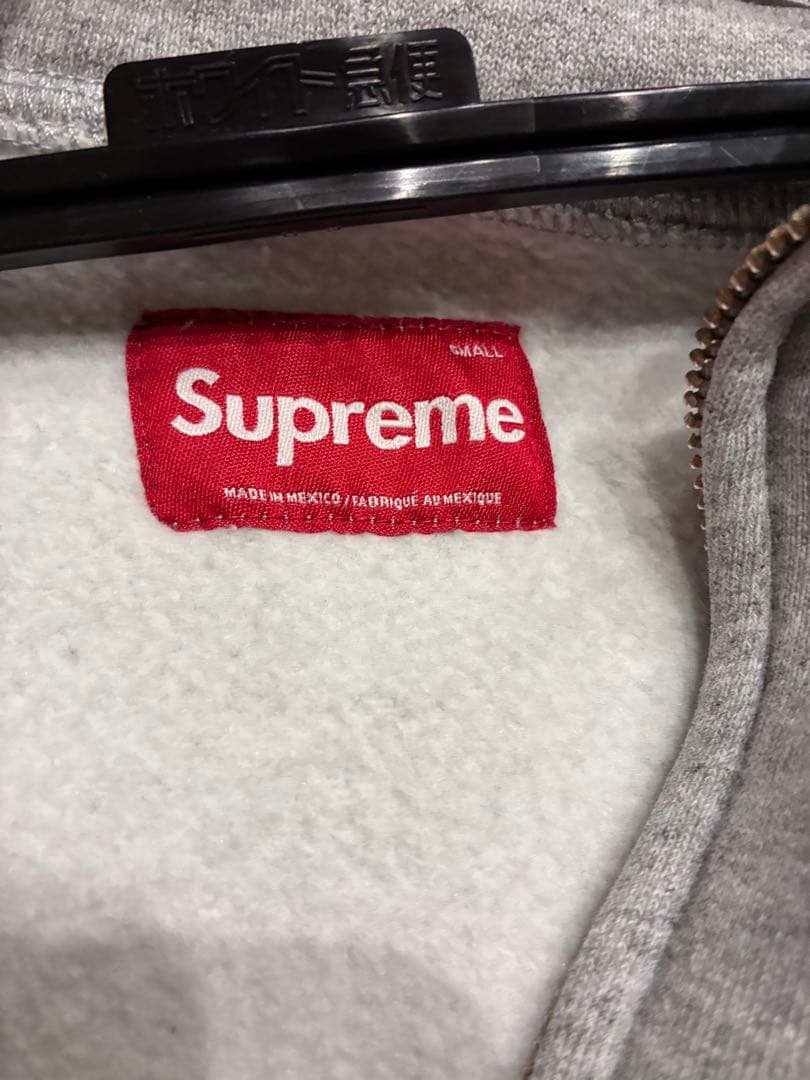 シュプリーム　Supreme ZipUp Hooded 祝日セール