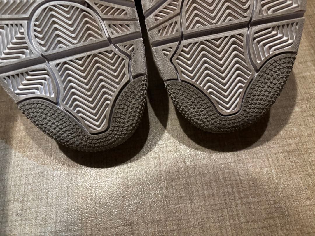 き*り様 エアジョーダン4 テックホワイト