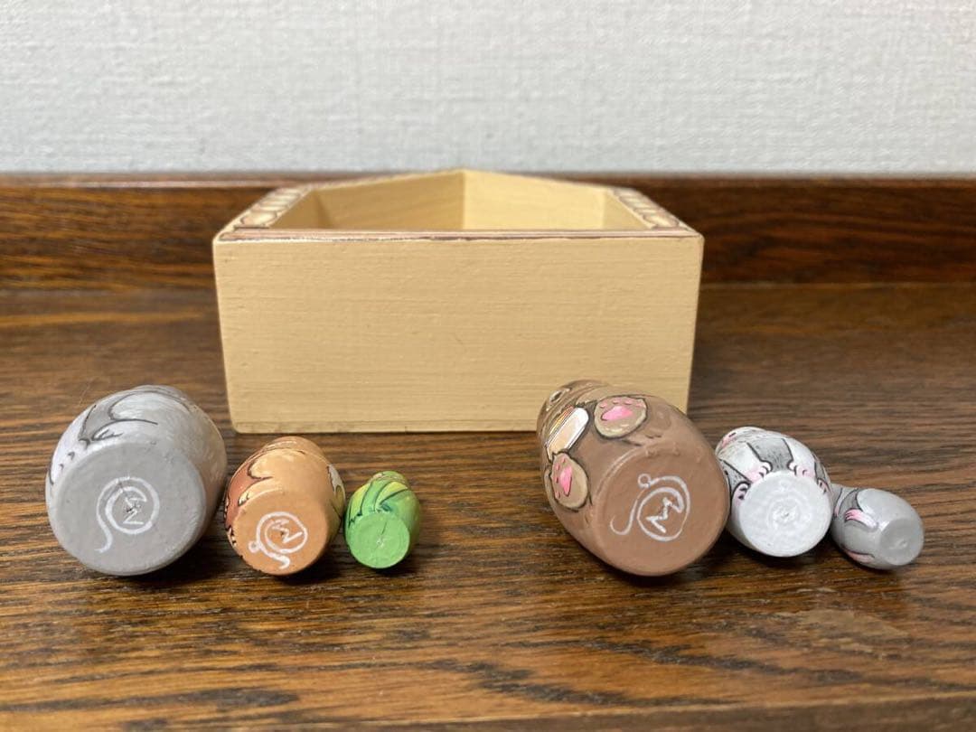 ロシア雑貨☆民話マトリョーシカ『テレモーク』小さなおうち(7P）マルガリータ作