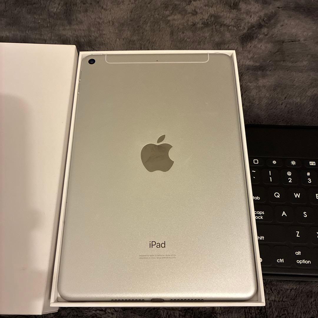 iPad本体 シルバー Logitechキーボードセット