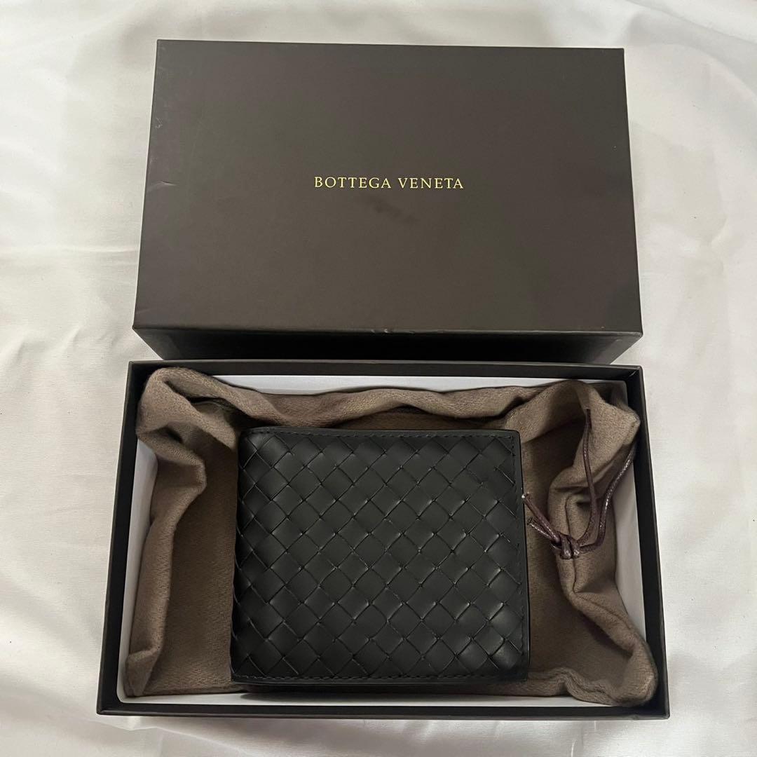 未使用✨　Bottega Veneta 折り財布　イントレチャート　レザー　黒