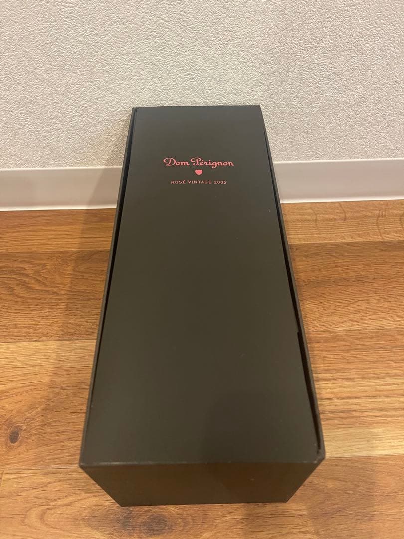 【箱付き】ドンペリニヨン ヴィンテージロ ゼ 2005ピンク