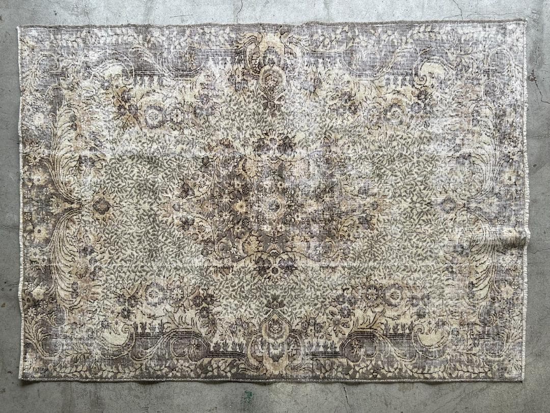 【Vintage rug】オーバーダイ｜194 x 279 cm｜トルコラグ