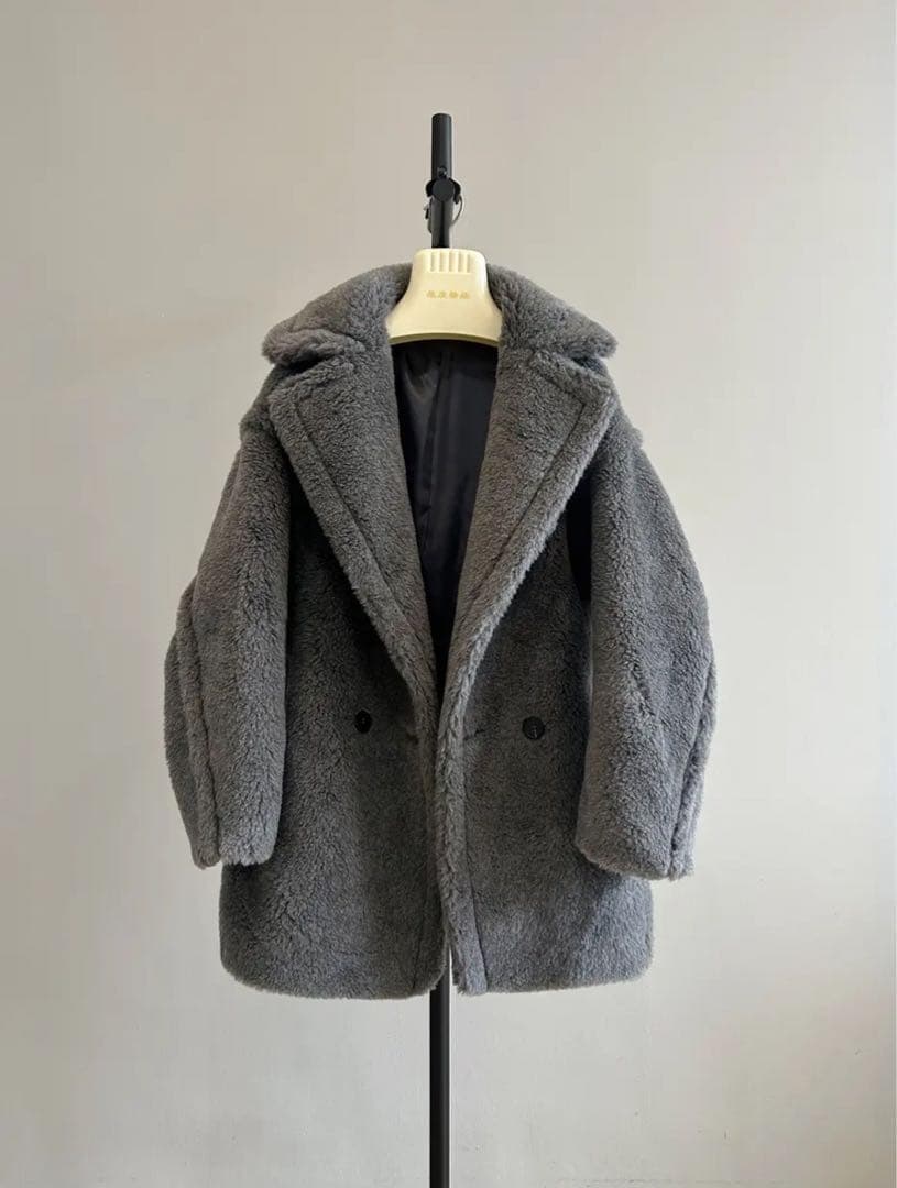 新型 最新作❗️新品未使用ベアショート丈 テディコート MaxMaraお好きな方