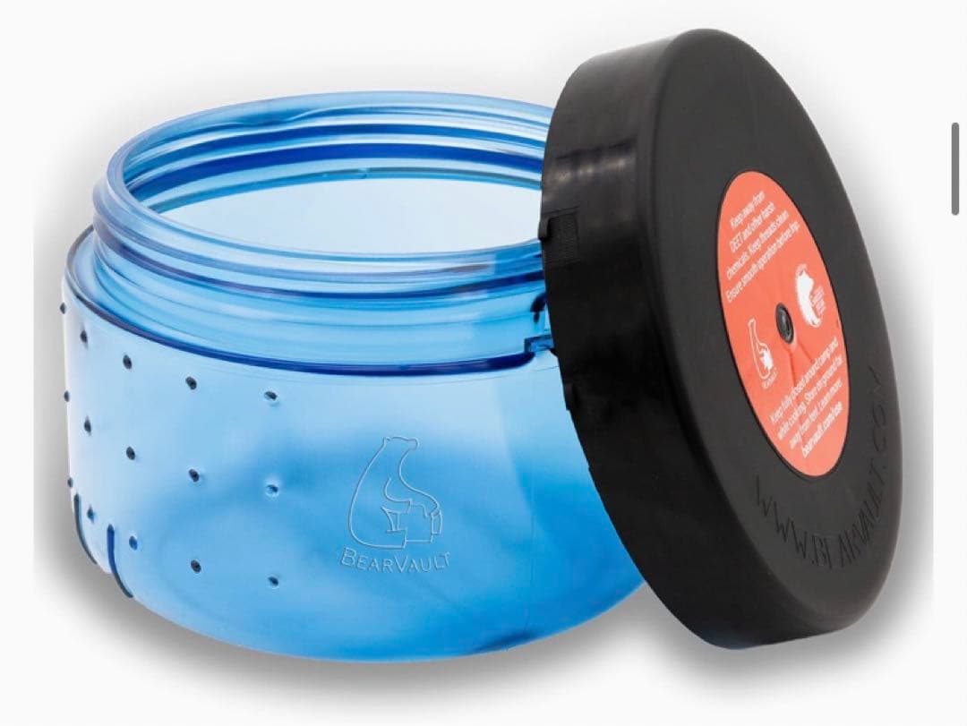 ベアキャニスター　ベアボルト　熊缶　Bearvalut JMT PCT 登山　山