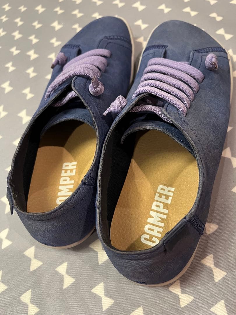 CAMPER ペウカミ ネイビー スエード スニーカー