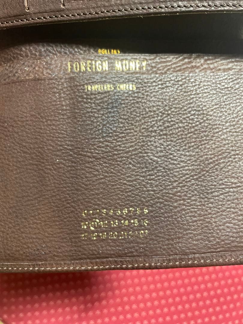 マルタンマルジェラ11￼￼長財布 ブラウン クレジットカード収納