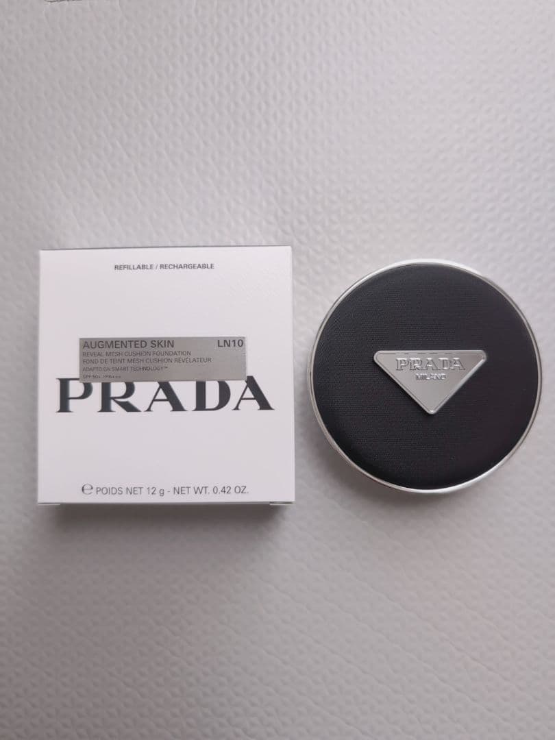プラダ リヴィールメッシュクッションファンデーション LN10