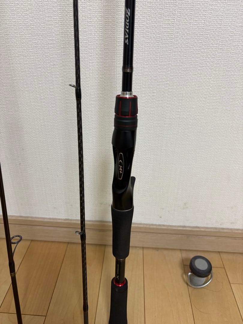 シマノ ゾディアス 164Lとメジャークラフト コルキッシュ 622UL 2本