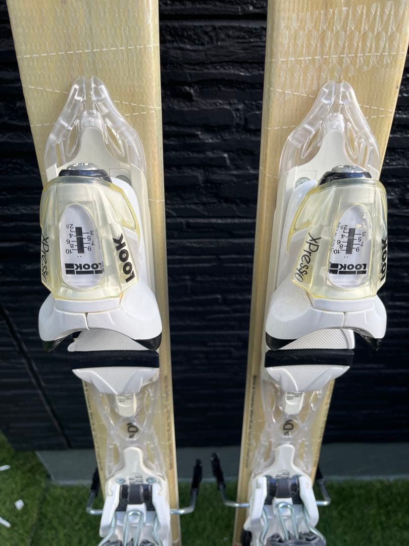 DYNASTAR レディス153カービングスキーセットポール、ビンディング付