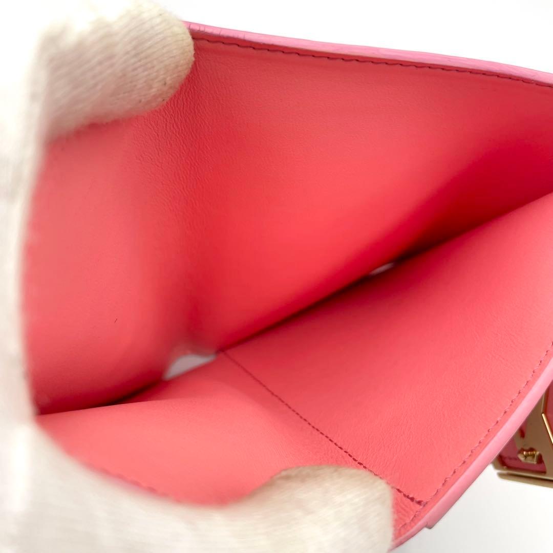 ルイヴィトン　トリヨン　ポルトフォイユ・カプシーヌ　コンパクト　三つ折り財布