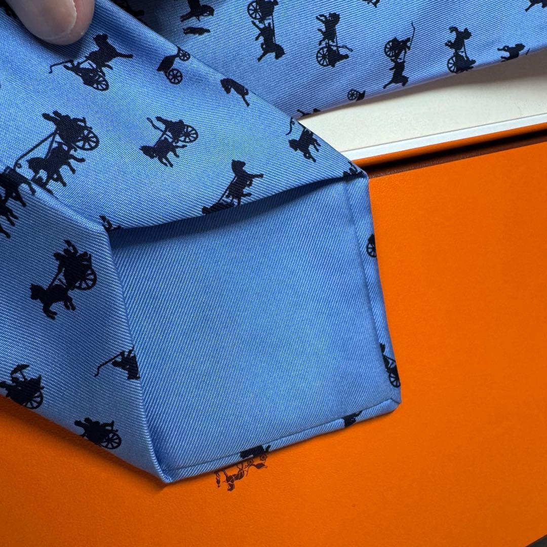未使用 HERMES エルメス 『デュックとタイガー』モチーフ 馬車柄 ネクタイ