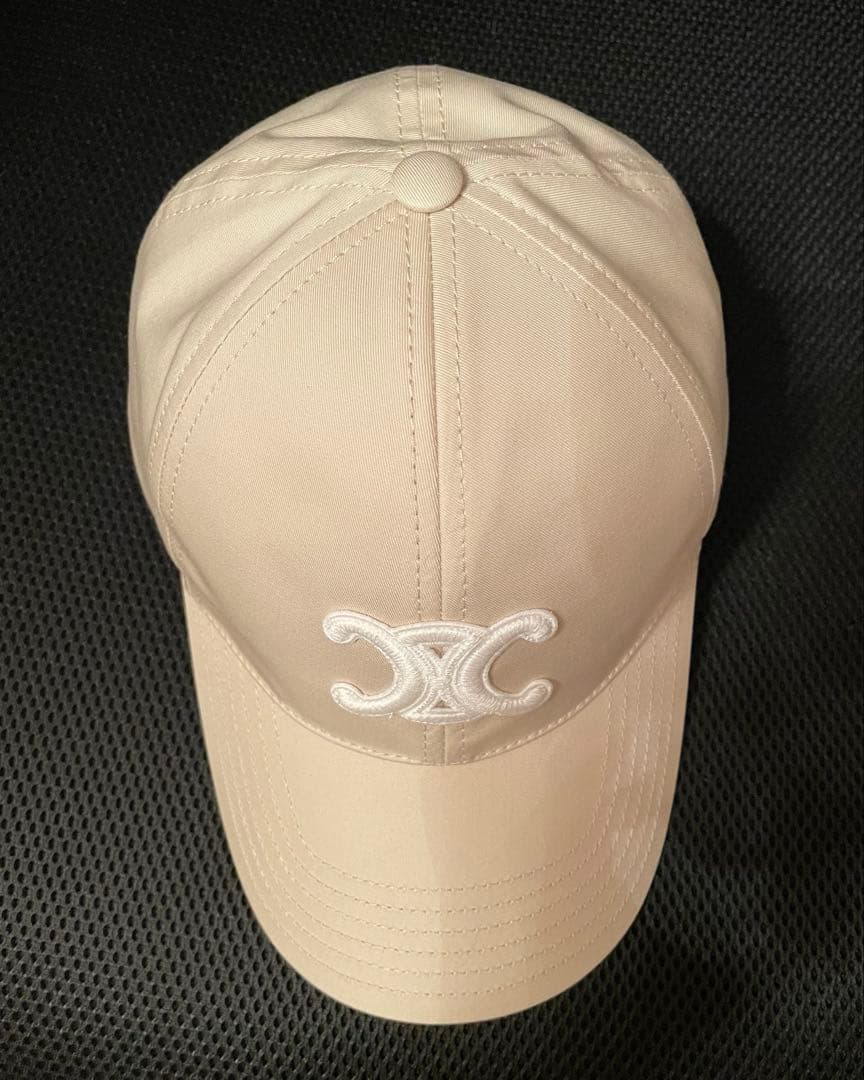セリーヌ　ベースボールキャップ　バニラ