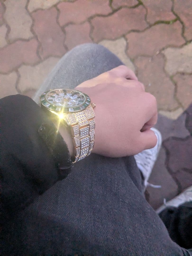 今日だけ価格！アイスアウトデザイン 腕時計 ゴールド