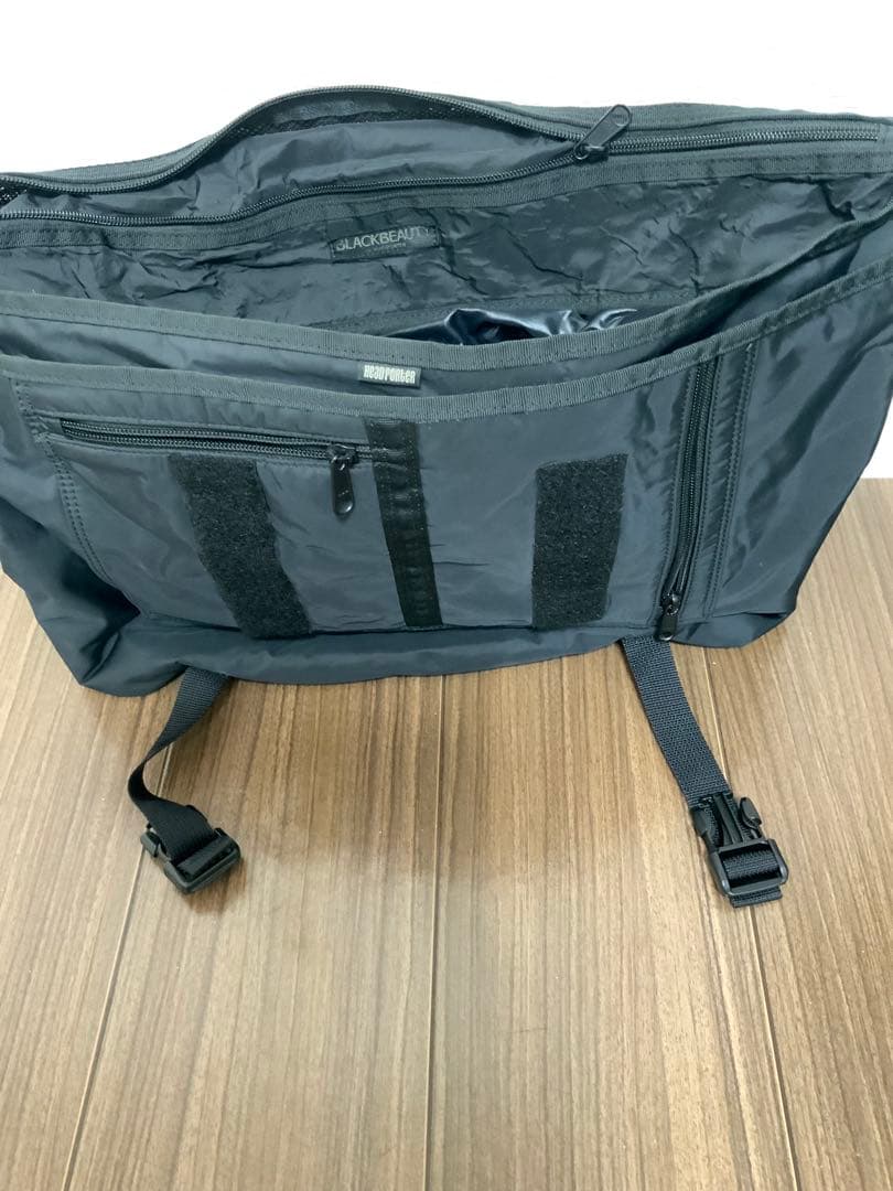 ヘッドポーター　ブラックビューティー　メッセンジャーバッグ 中型