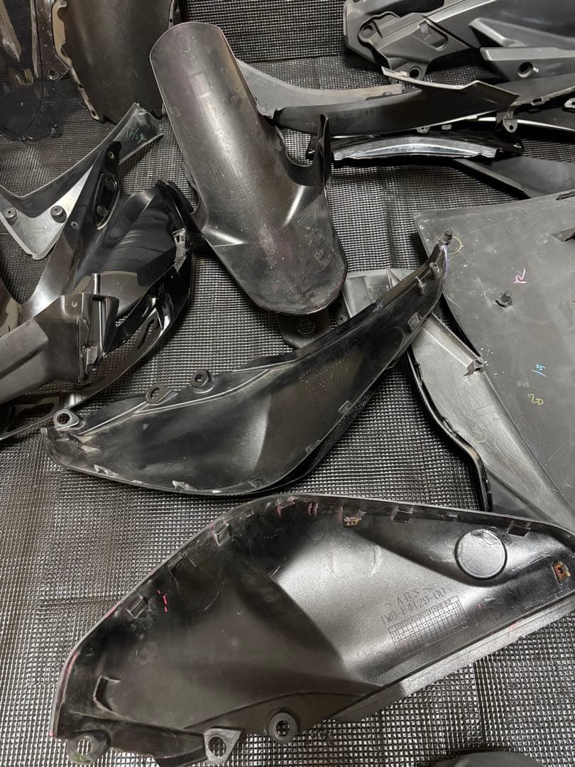 YAMAHA YZF-R3 純正外装一式 2016年外し R25流用も可