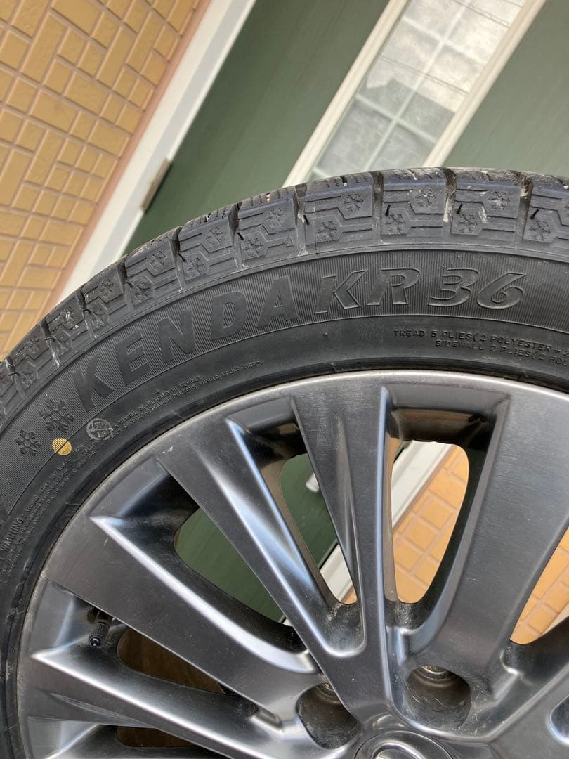 スタッドレスタイヤ 18インチ4本 ホイール付